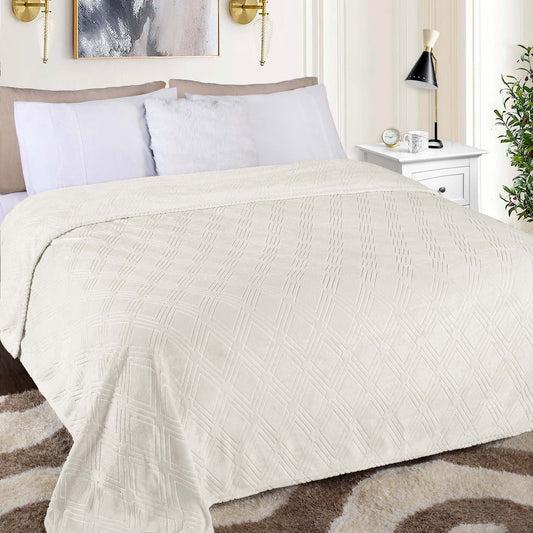Alaska Fleece Diamond Fluffy Blanket, Twin, Ivory